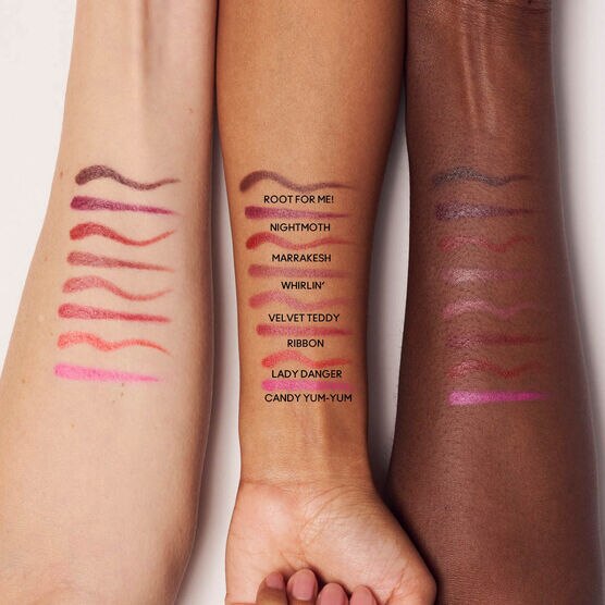 LAPIS DE BOCA CA FY'26 LIP GLAZER GLOSSY